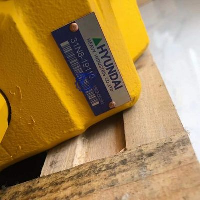 31N8-19110 Εφαρμόζεται στην Hyundai R215-7 Κίτρινη υδραυλική ρύθμιση βαλβίδας συναρμολόγησης